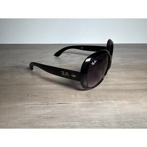 Vintage Ray-Ban RB4098 Black Oval Sunglasses Made in USA Bausch &‎ Lomb Era